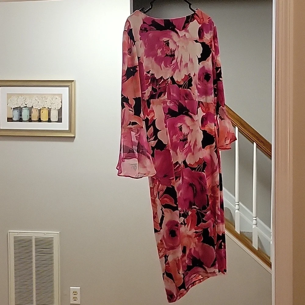 Gorgeous pink & black dress. Size 12 - Picture 3 of 8